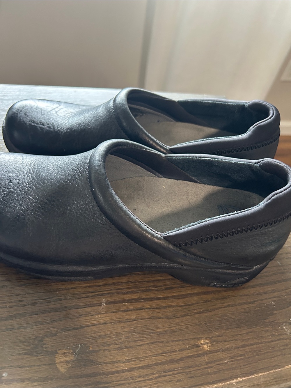 Dansko Non Slip Black Leather Slip-On Clogs View 3